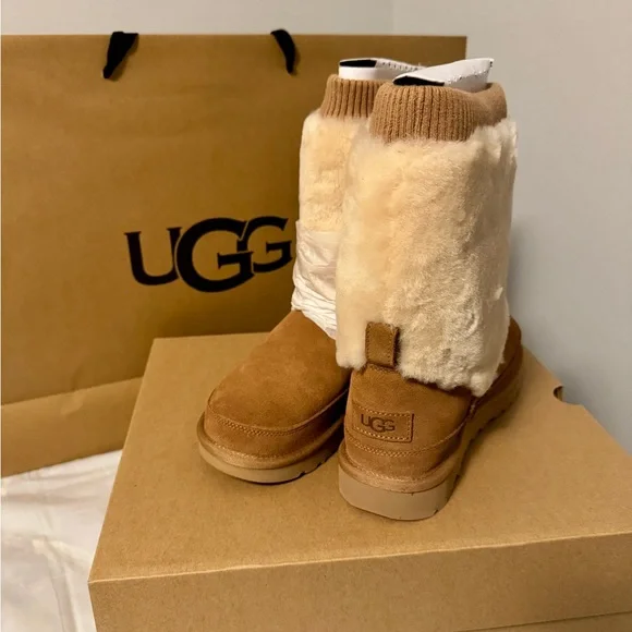 New Ugg Women's Classic Posy BootsSize 7 Brown
